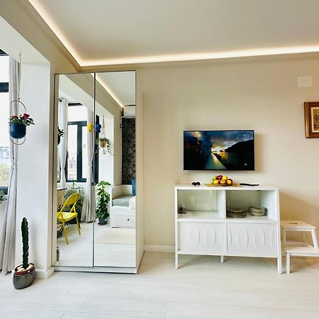 Harmony Studio - Elegant Escape Near Ateneu Букурещ Екстериор снимка