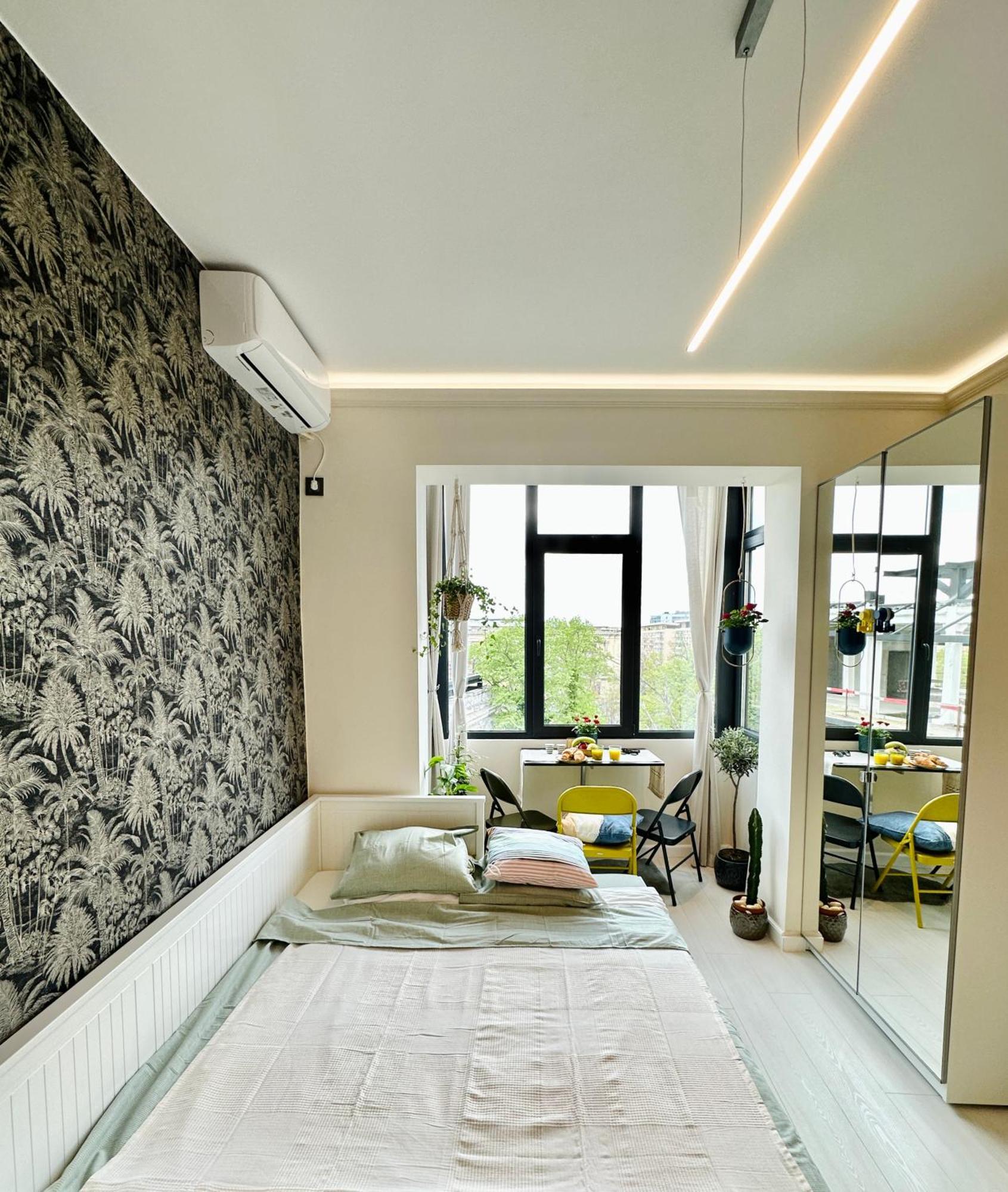 Harmony Studio - Elegant Escape Near Ateneu Букурещ Екстериор снимка